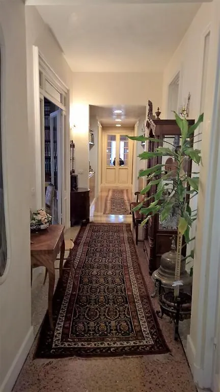 Bed & Breakfast B&B I Capricci Genoa