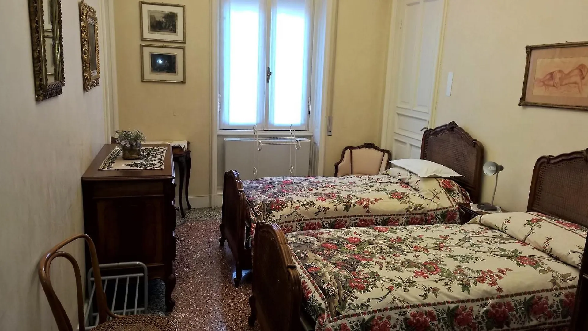 Bed & Breakfast B&B I Capricci Genoa